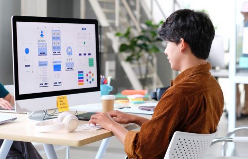 UX Designer: Hành Trình Trở Thành Nhà Thiết Kế Trải Nghiệm Người Dùng Chuyên Nghiệp
